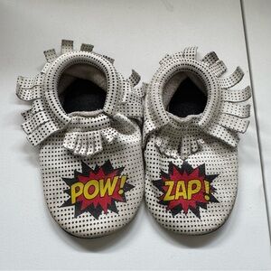 Freshly Picked Moccasins Size 5 Comic Book Print Zap Pow ! Polkadot Boys
